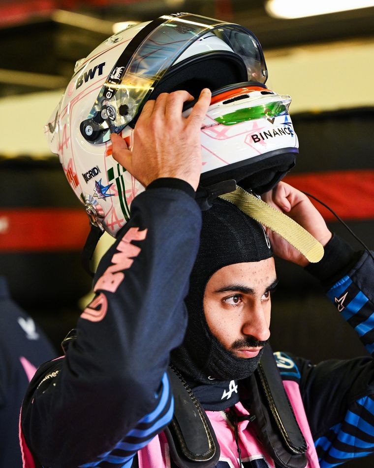 Kush Maini, uno de los dos pilotos designados por Alpine para la jornada de pruebas en Abu Dhabi. Kush Maini, uno de los dos pilotos designados por Alpine para la jornada de pruebas en Abu Dhabi.