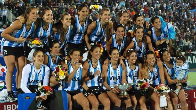 Las Leonas ganaron su último Mundial en Rosario 2010. Las Leonas ganaron su último Mundial en Rosario 2010.
