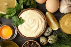 La mayonesa de ajo es una deliciosa variación de la mayonesa tradicional, Foto: Shutterstock