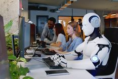 Los jóvenes creen que la inteligencia artificial no compite por el empleo humano Foto: Shutterstock Los jóvenes creen que la inteligencia artificial no compite por el empleo humano Foto: Shutterstock