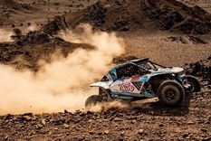 Los argentinos que son grandes candidatos a ganar en el Rally Dakar tras una dura primera semana.