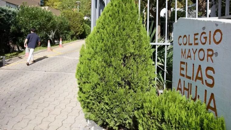 El colegio mayor expulsó al cabecilla del grupo. Foto: Europa Press News