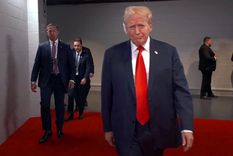 Trump se mostró en público con una venda en la oreja. Foto: Dpa.