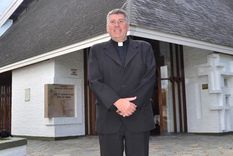 Eduardo Lorenzo se suicidó con un disparo cuando iba a ser detenido por abuso de menores Eduardo Lorenzo se suicidó con un disparo cuando iba a ser detenido por abuso de menores