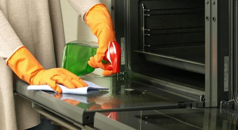 Elimina la grasa de tu cocina.