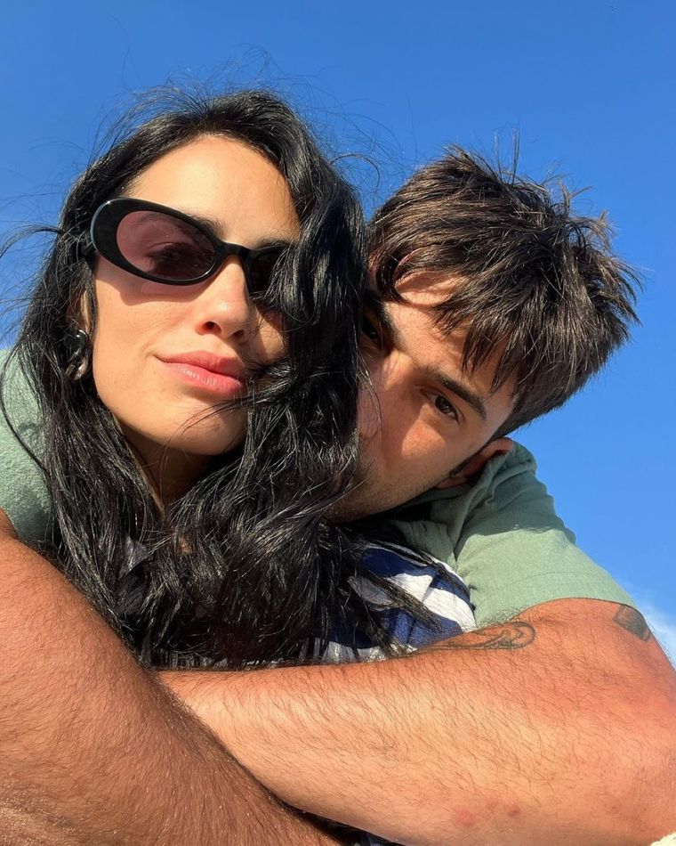 Lali y Pedro Rosemblat estuvieron de vacaciones en la playa. Foto: Lali / Instagram