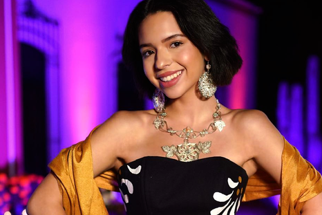 Ángela Aguilar tiene un estilo e impronta únicos Foto: Instagram @angela_aguilar_
