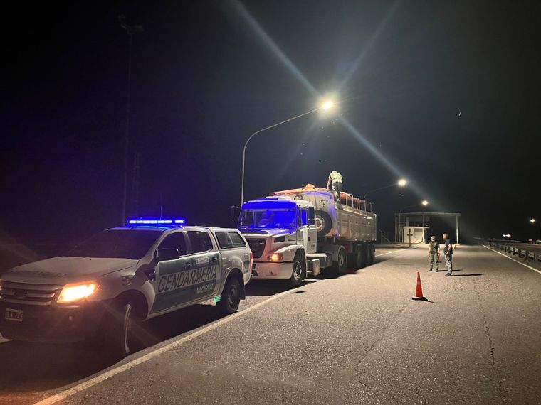 Personal de la Gendarmería Nacional estuvo a cargo del operativo. Personal de la Gendarmería Nacional estuvo a cargo del operativo.