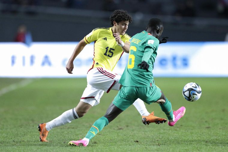 Senegal y Colombia disputan un partido decisivo en La Plata Foto: EFE