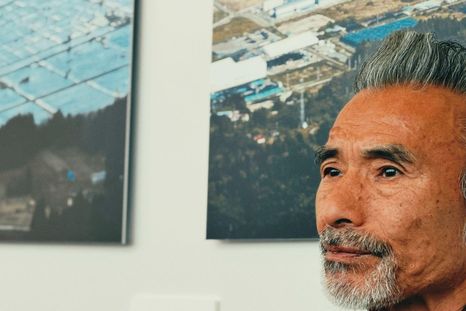 Isuke Takakura aceptó liderar un proyecto simbólico: reconstruir el santuario sintoísta de la comunidad, destruido por el tsunami. Isuke Takakura aceptó liderar un proyecto simbólico: reconstruir el santuario sintoísta de la comunidad, destruido por el tsunami.
