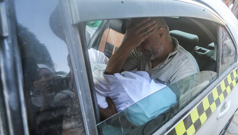 Gaza es un gigantesco cementerio de niñas y niños. Foto: Dpa.