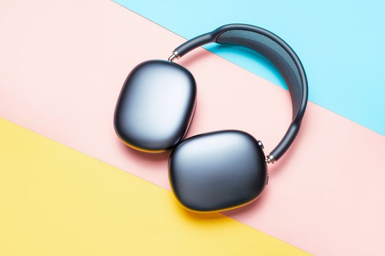 Los AirPods Max enfrentan una competencia feroz con el nuevo lanzamiento de Sony. Los AirPods Max enfrentan una competencia feroz con el nuevo lanzamiento de Sony.