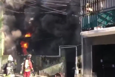 El incendio se produjo en un conventillo durante la mañana de este domingo.