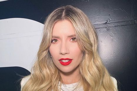 Laurita Fernández y los tres looks más fáciles de lograr con jeans wide leg Foto: Instagram