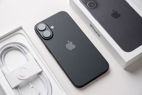 El iPhone 16 se consolida como la mejor opción de compra en Walmart gracias a su potente chip A18 y su nuevo sistema de cámaras. El iPhone 16 se consolida como la mejor opción de compra en Walmart gracias a su potente chip A18 y su nuevo sistema de cámaras.