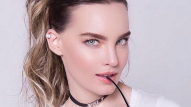 Foto: https://www.puroshow.com/farandula/2022/1/15/belinda-aparece-en-instagram-presume-su-belleza-con-un-entallado-vestido-negro-18110.html