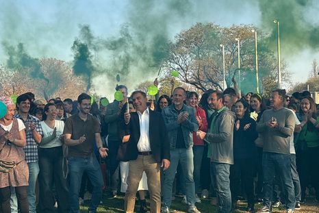 Fumata verde en el Parque Central: el espacio de Vadillo y Libres del Sur puso primera para las legislativas