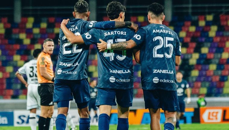 Independiente Rivadavia sale a escena en un duelo clave frente a Defensa y Justicia. Foto: Prensa Independiente Rivadavia