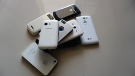 Un teléfono antiguo de Samsung Galaxy falló al llamar al 000 en Australia, generando una alerta nacional.