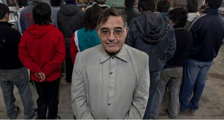 Fernando Yañez, en el galpón que utiliza como taller