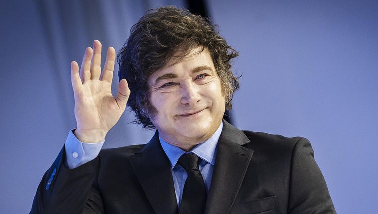 El presidente decidió no viajar al vecino país Foto: EFE