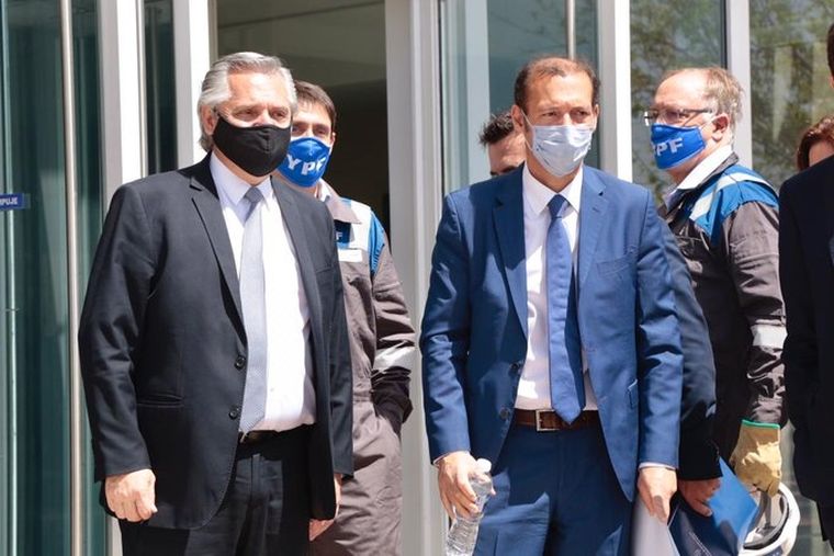 El presidente de la Nación realizó el lanzamiento junto al gobernador de Neuquén, Omar Gutiérrez. Foto: Twitter Omar Gutiérrez