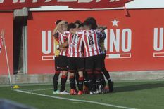 estudiantes goleo a huracan y sigue sonando con la libertadores estudiantes goleo a huracan y sigue sonando con la libertadores