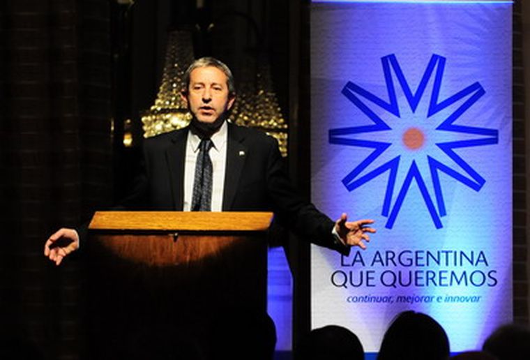 En caso de empate, Cobos votaría contra el Gobierno. Foto: Prensa Cobos