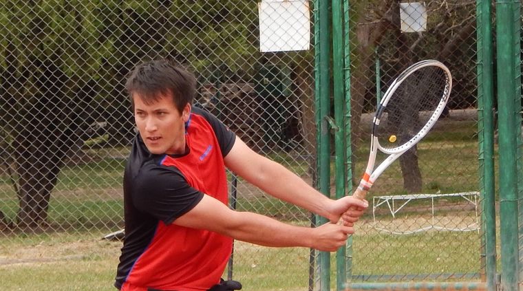 Maxi Lucentini intentará eliminar a Rodrigo Scattareggia. Foto: Juan Borsani/MDZ