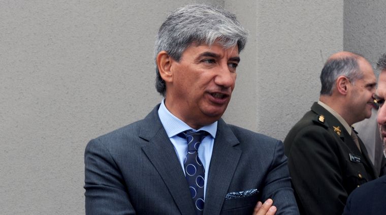 Walter Bento fue suspendido. No va preso porque aún tiene la inmunidad de su cargo. La política reaccionó con tibieza. Foto: ALF PONCE MERCADO / MDZ