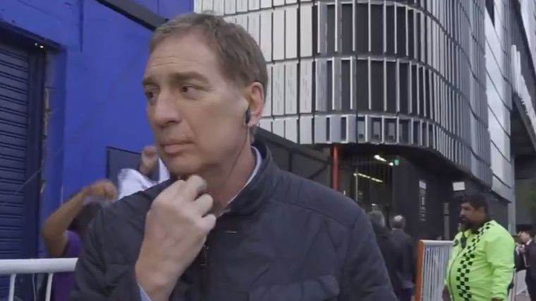 Diego Santilli en la previa de la presentación de Javier Milei