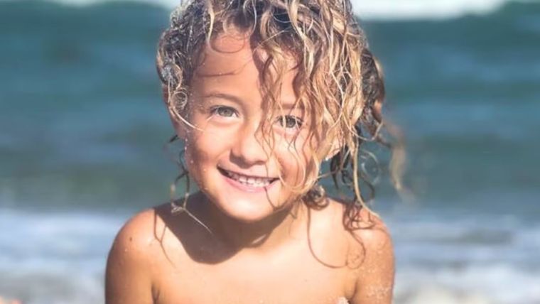 Mila Yankelevich (7), nieta de Gustavo Yankelevich y Cris Morena.&nbsp;