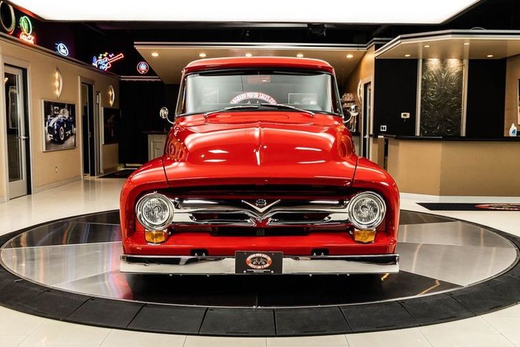 Ford F-100