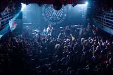Imagen del histórico concierto de la legendaria banda alemana Die Toten Hosen en N8 Estudio.