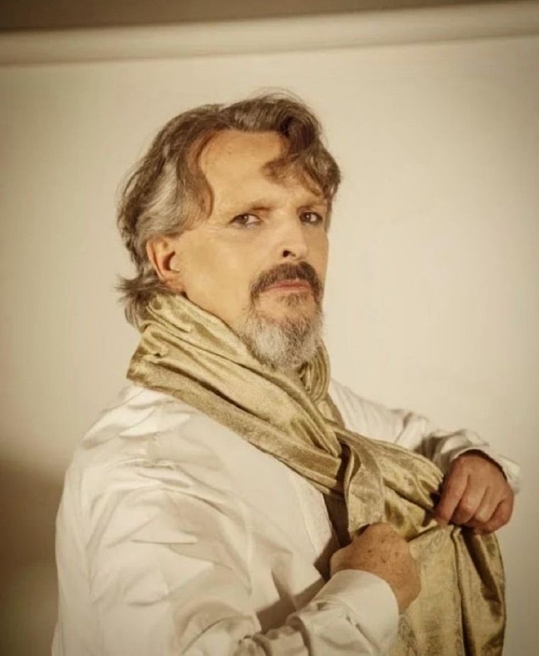 Miguel Bosé es dueño de un timbre de voz privilegiado Foto: Archivo