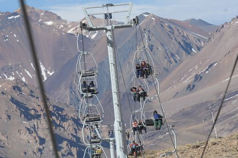 Las postales inéditas de Las Leñas el fin de semana pasado. Ingresá a la nota y mirá la galería de fotos. Las postales inéditas de Las Leñas el fin de semana pasado. Ingresá a la nota y mirá la galería de fotos.
