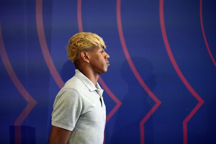 Yamal habló sobre las comparaciones entre él y Messi. Foto: EFE