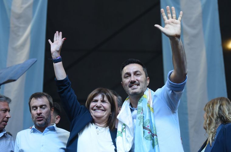 Bullrich y Petri alentaron a los mendocinos a votar por Juntos por el Cambio Foto: Maximiliano Ríos / MDZ