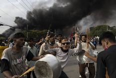 Rajyalaxmi Chitrakar, esposa del ex primer ministro de Nepal Jhalanath Khanal, quemada viva.