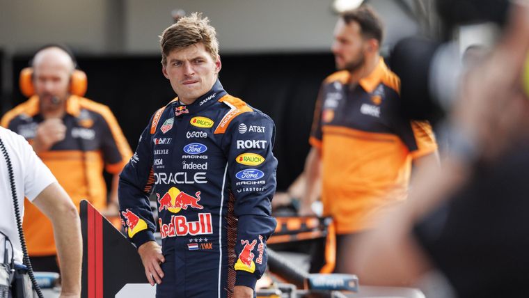 Max Verstappen se despide de su Gran Premio. Max Verstappen se despide de su Gran Premio.