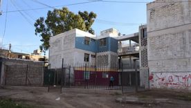 El adolescente sospechado por el caso de la niña baleada en Godoy Cruz fue detenido en el barrio Pablo VI. El adolescente sospechado por el caso de la niña baleada en Godoy Cruz fue detenido en el barrio Pablo VI.