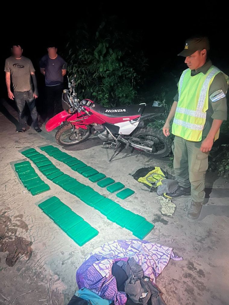 Cocaína incautada en uno de los operativos. Foto: Gendarmería Nacional