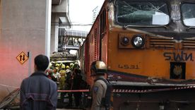 El accidente del tren y el colectivo ocurrió en una de las zonas más transitadas de la capital tailandesa El accidente del tren y el colectivo ocurrió en una de las zonas más transitadas de la capital tailandesa