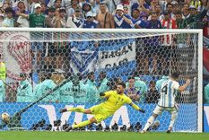 Cachete definió la tanda de penales. Foto: EFE Cachete definió la tanda de penales. Foto: EFE