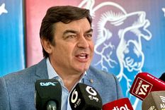 Omar De Marchi estuvo acompañado de los candidatos de legisladores del cuarto distrito. Foto: Twitter Omar De Marchi Omar De Marchi estuvo acompañado de los candidatos de legisladores del cuarto distrito. Foto: Twitter Omar De Marchi