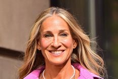 Sarah Jessica Parker sabe cómo usar ese estilo tan informal pero dándole toques formales Foto: The New York Times