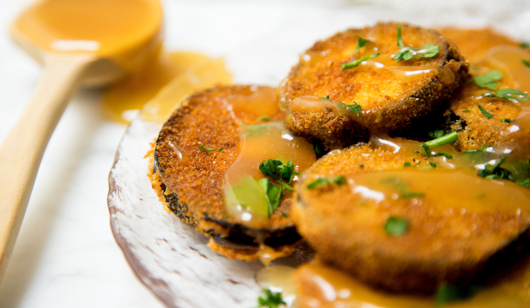 Muchas versiones modernas reinventan esta receta con rebozados especiales. Muchas versiones modernas reinventan esta receta con rebozados especiales.