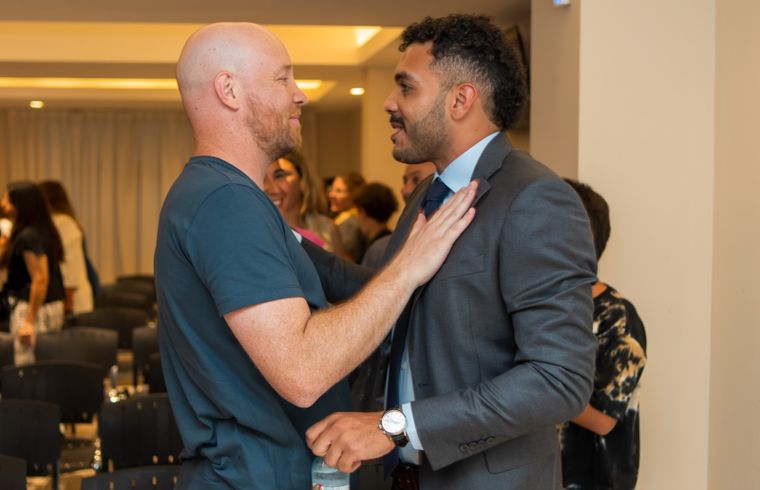 El sindicalismo mendocino sumó un hito con la asunción de Emiliano Tejada Montivero, de 29 años, como secretario general de UTHGRA.