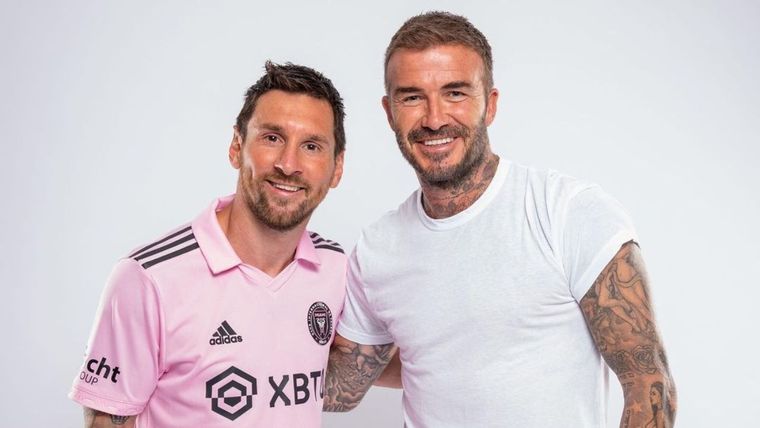 Messi y David Beckham posan para la foto. Foto: Instagram @davidbeckham