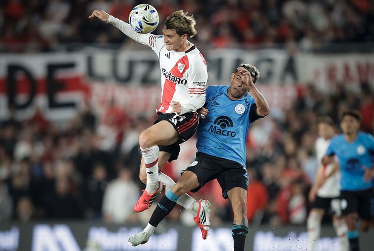 River Plate y Belgrano juegan en Córdoba la final del Torneo Apertura.